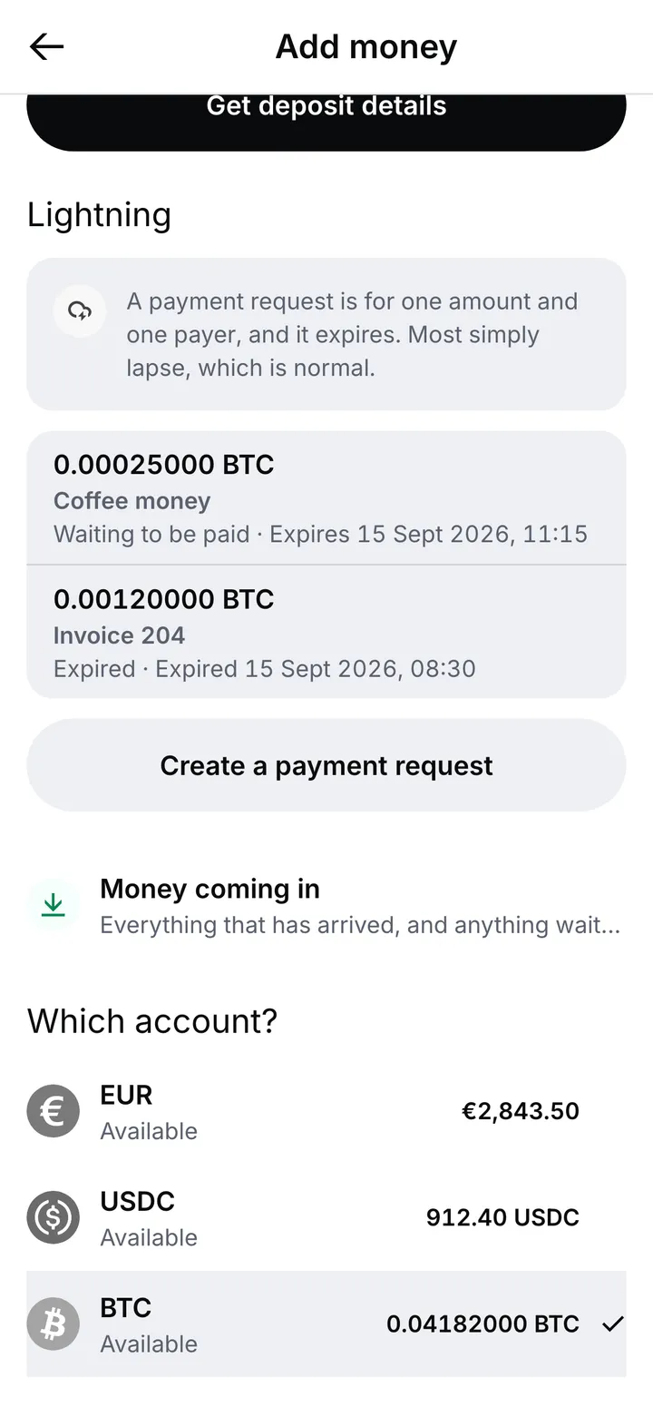 The Lightning section of a bitcoin account, with one payment request waiting to be paid and one expired, each with its amount, note and expiry